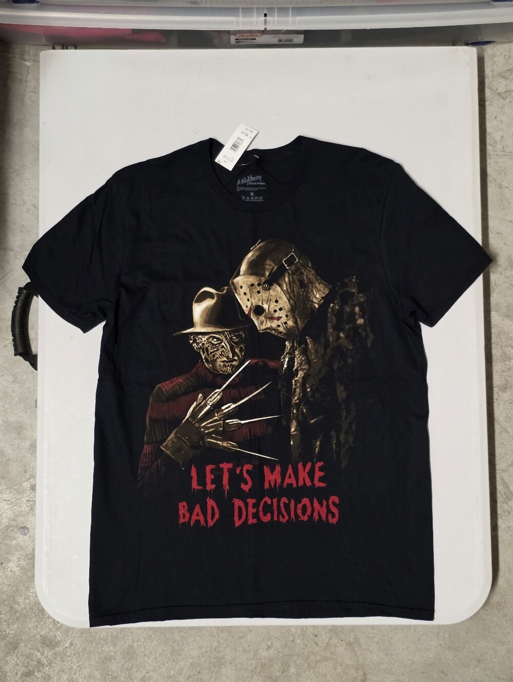 A Nightmare on Elm Street Men's Freddy vs Jason Black Graphic T-Shirt M